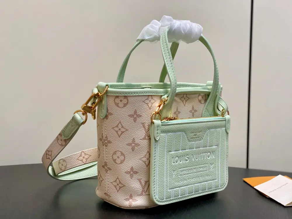 Louis Vuitton Сумка Neverfull Inside Out BB 26 см — Фото 3