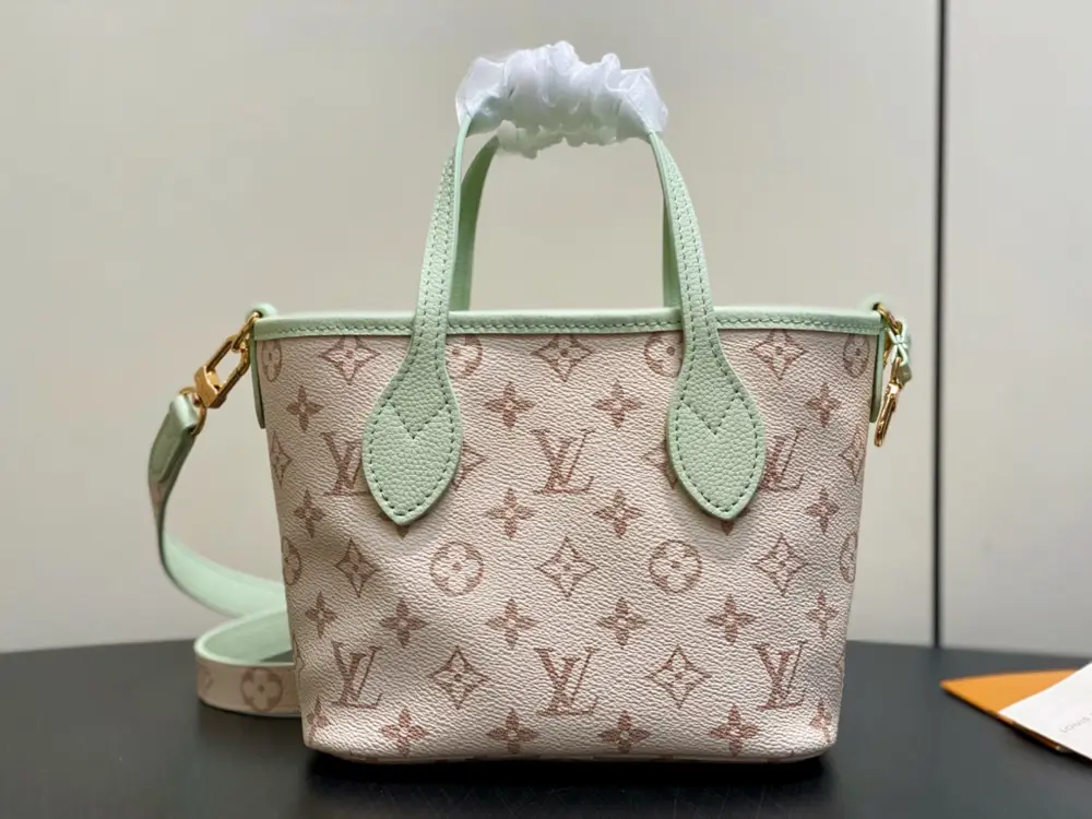 Louis Vuitton Сумка Neverfull Inside Out BB 26 см — Фото 4