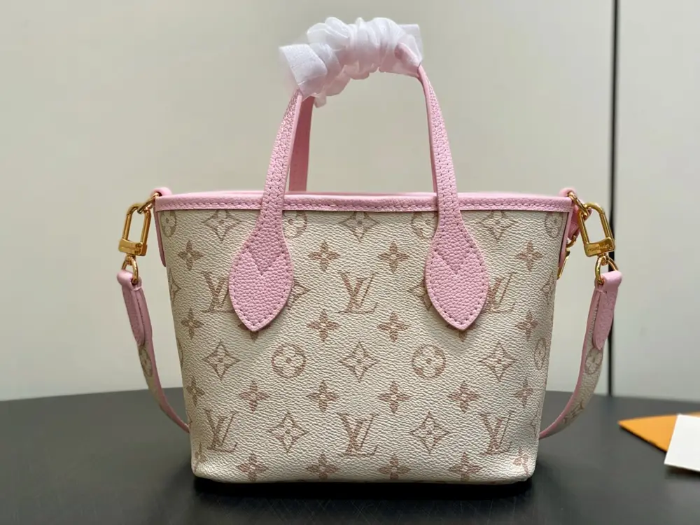 Louis Vuitton Сумка Neverfull Inside Out BB 26 см — Фото 4
