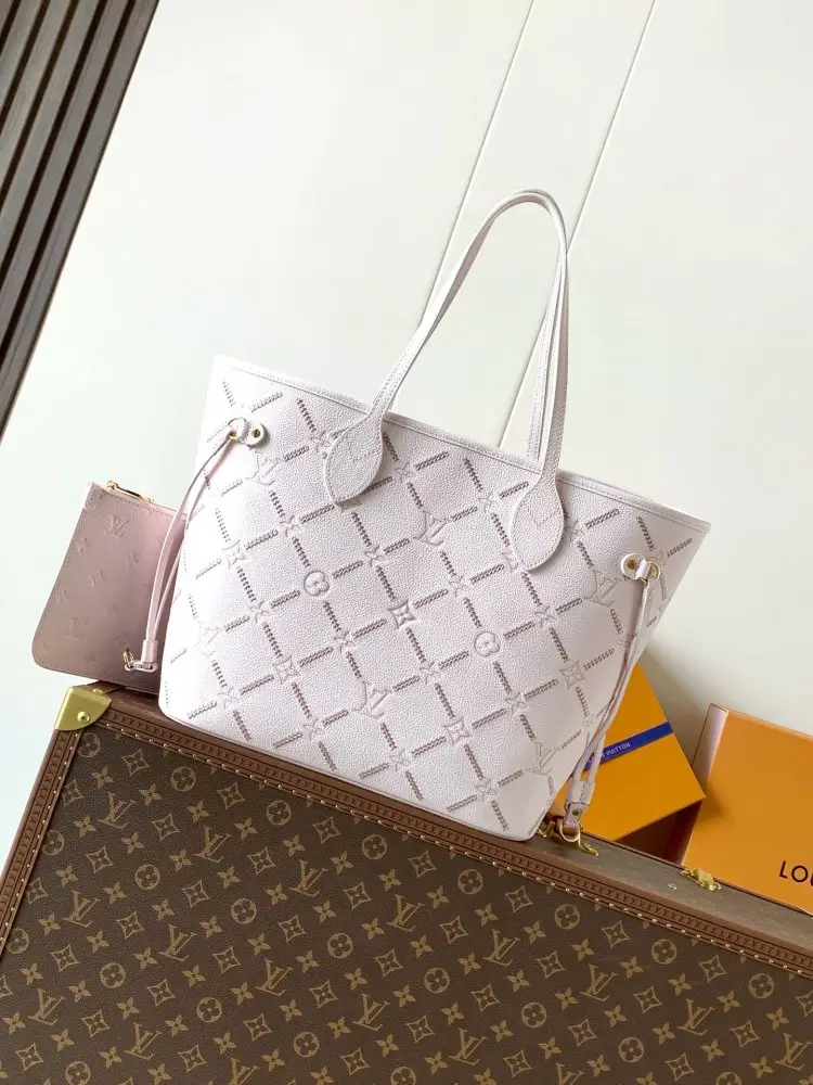 Louis Vuitton — Сумка Neverfull MM 32 см