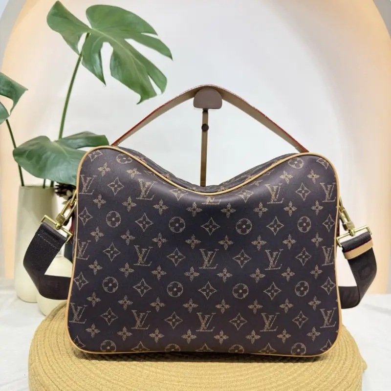 Louis Vuitton A bag NIL Extra Large 37 cm — Photo 3