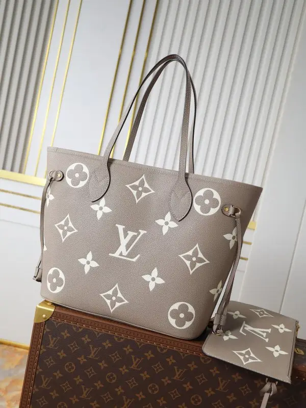 Louis Vuitton Сумка шоппер Neverfull 31 см из м'якої тисненою шкіри — Фото 3