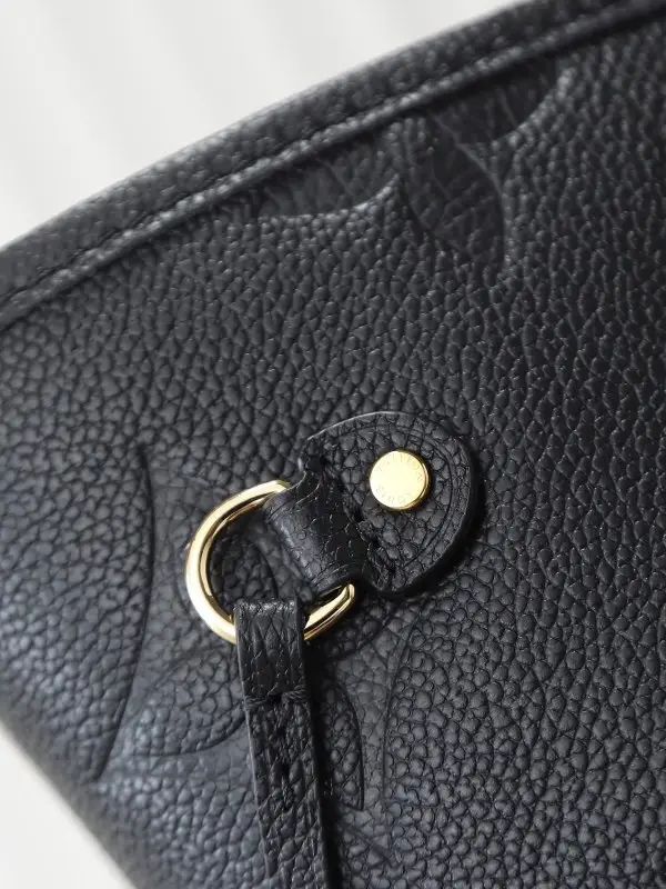 Louis Vuitton Сумка шоппер Neverfull 31 см из м'якої тисненою шкіри — Фото 5
