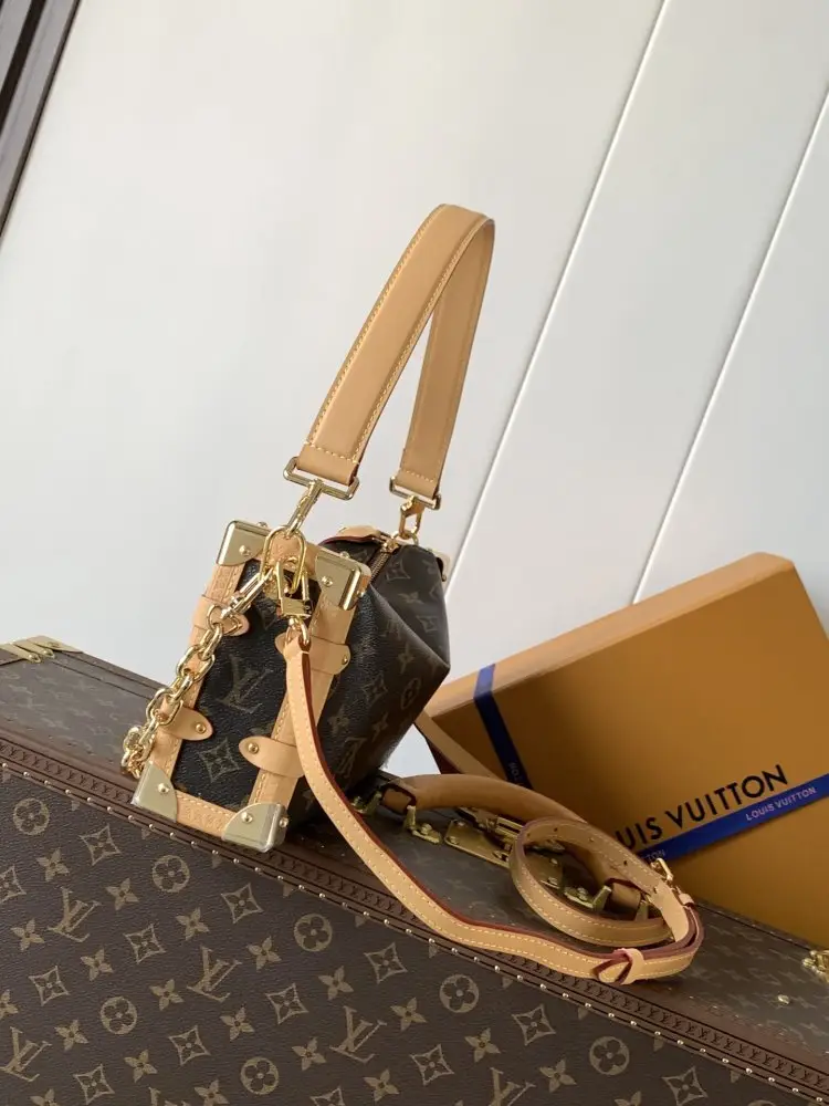 Louis Vuitton Сумка Side Trunk 28 см — Фото 2