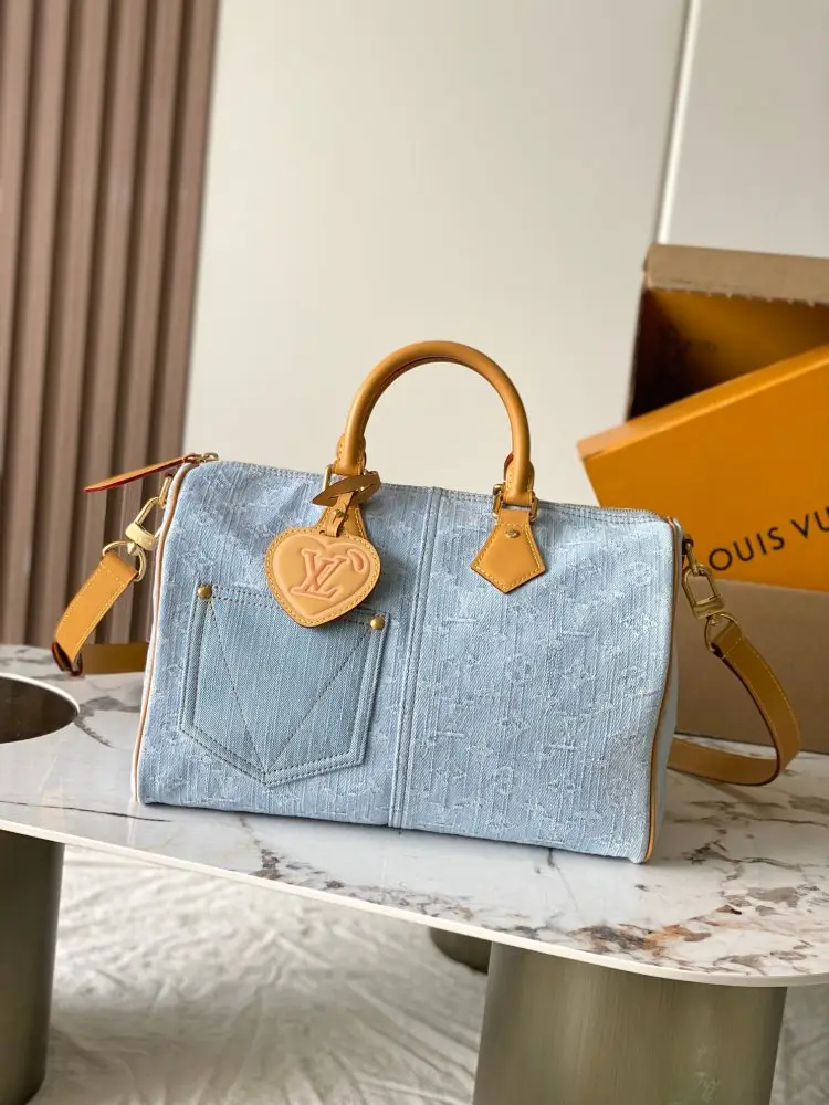 Louis Vuitton — Сумка SPEEDY 30 BANDOULIÈRE