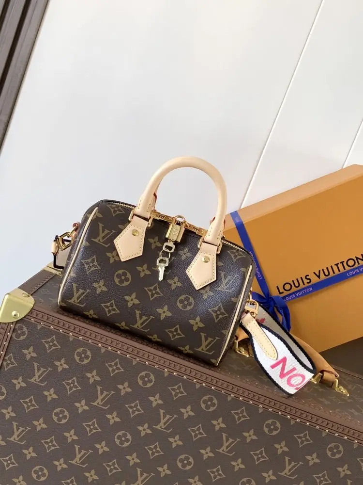 Louis Vuitton — Сумка Speedy Bandoulière 20