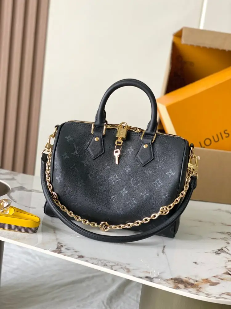 Louis Vuitton — Сумка Speedy Bandoulière 25
