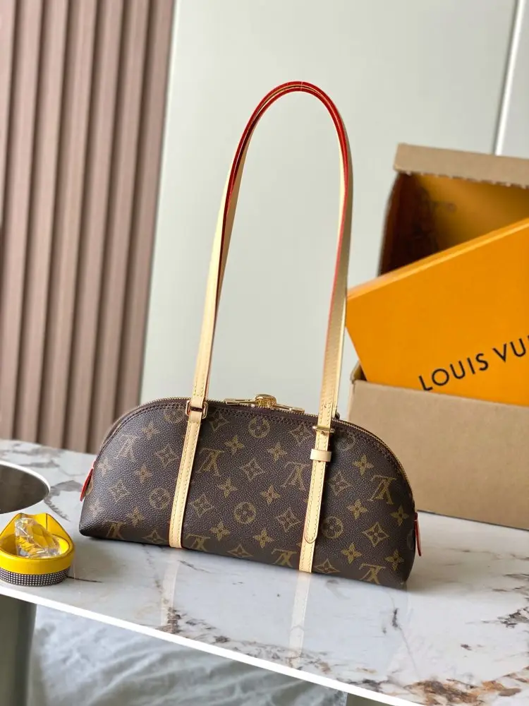 Louis Vuitton Сумка Squire East West 29 см — Фото 3
