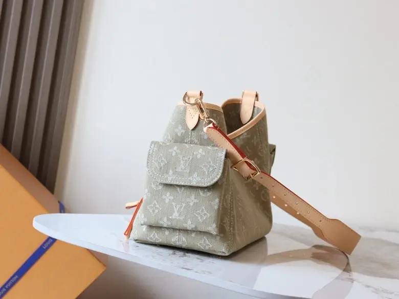 Louis Vuitton Сумка тоут Carryall Cargo джинсовая 33 см — Фото 2