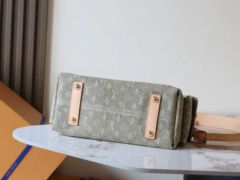 Louis Vuitton Сумка тоут Carryall Cargo джинсовая 33 см — Фото 3