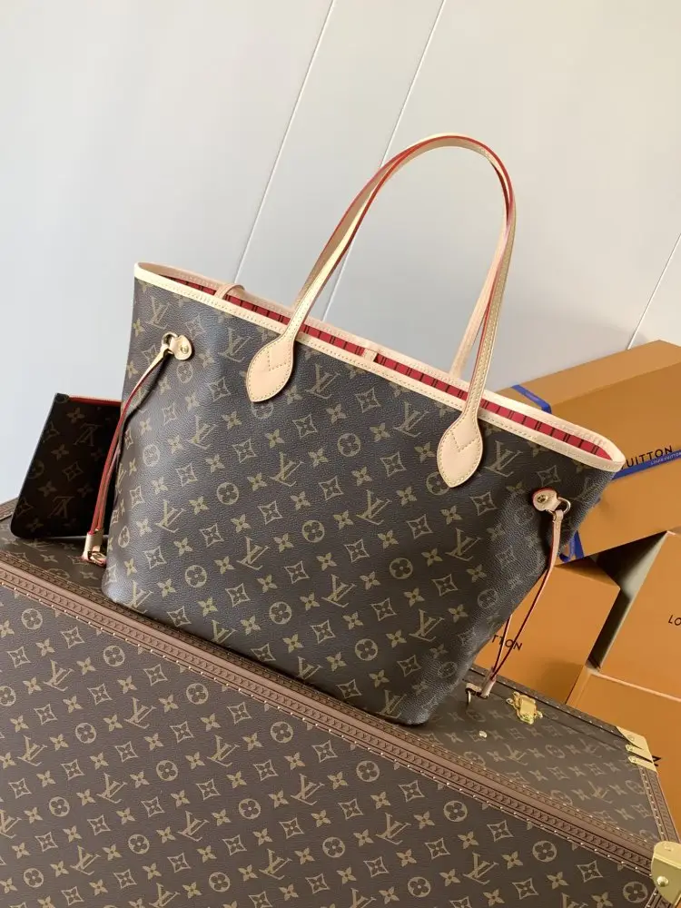 Louis Vuitton — A bag тоут Neverfull 31 cm of канваса Damier Ebene