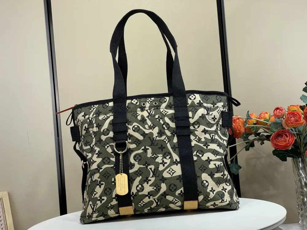 Louis Vuitton A bag тоут of канваса LV × Takashi 50 cm — Photo 1