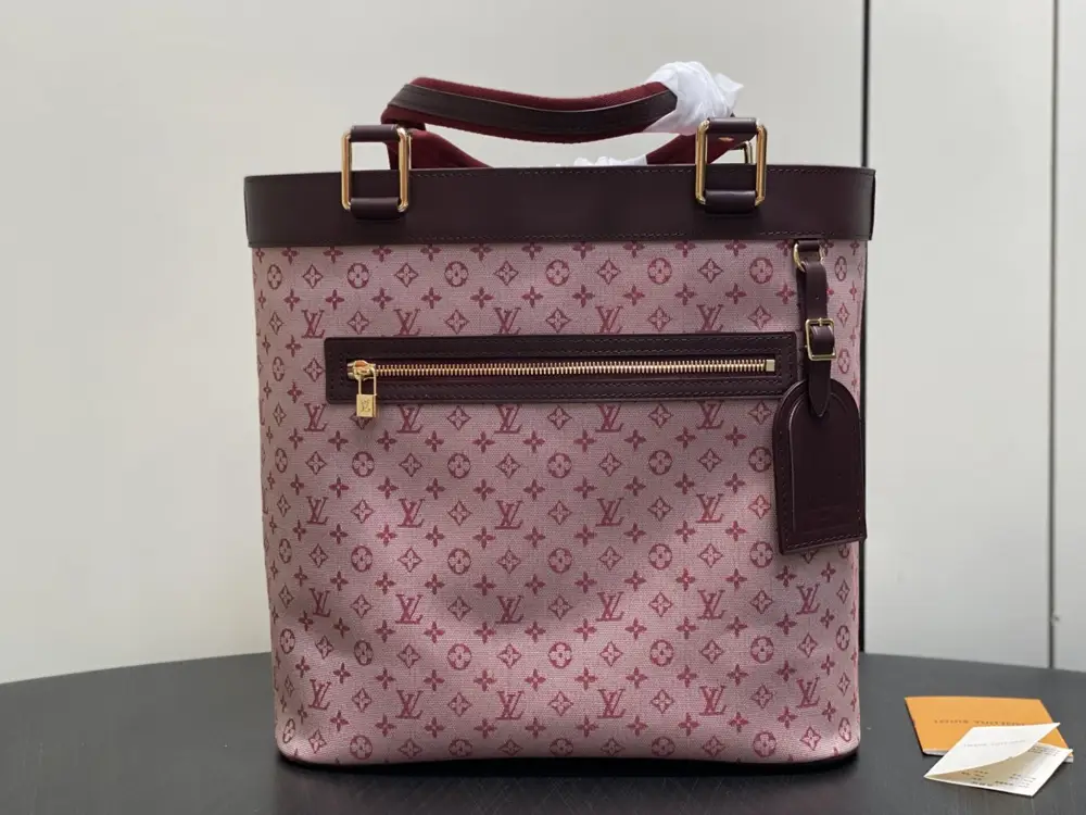 Louis Vuitton — Сумка тоут Open Smile джинсова 30 см