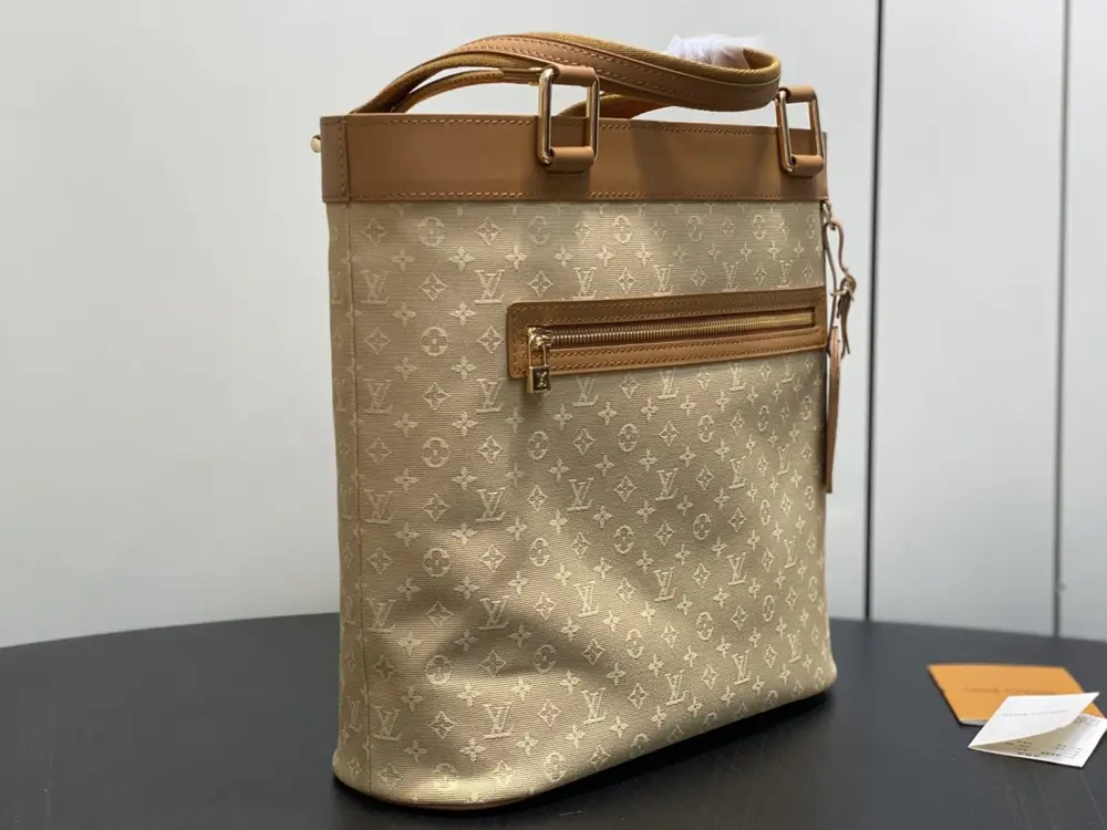 Louis Vuitton Сумка тоут Open Smile джинсовая 30 см — Фото 2