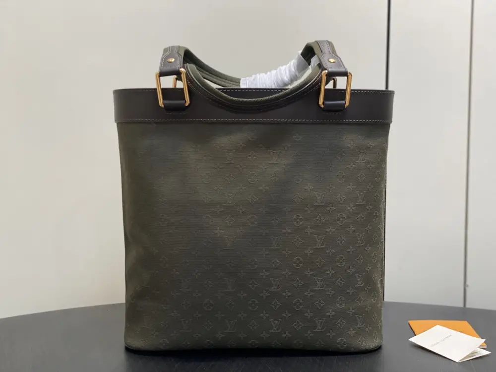 Louis Vuitton Сумка тоут Open Smile джинсова 30 см — Фото 3