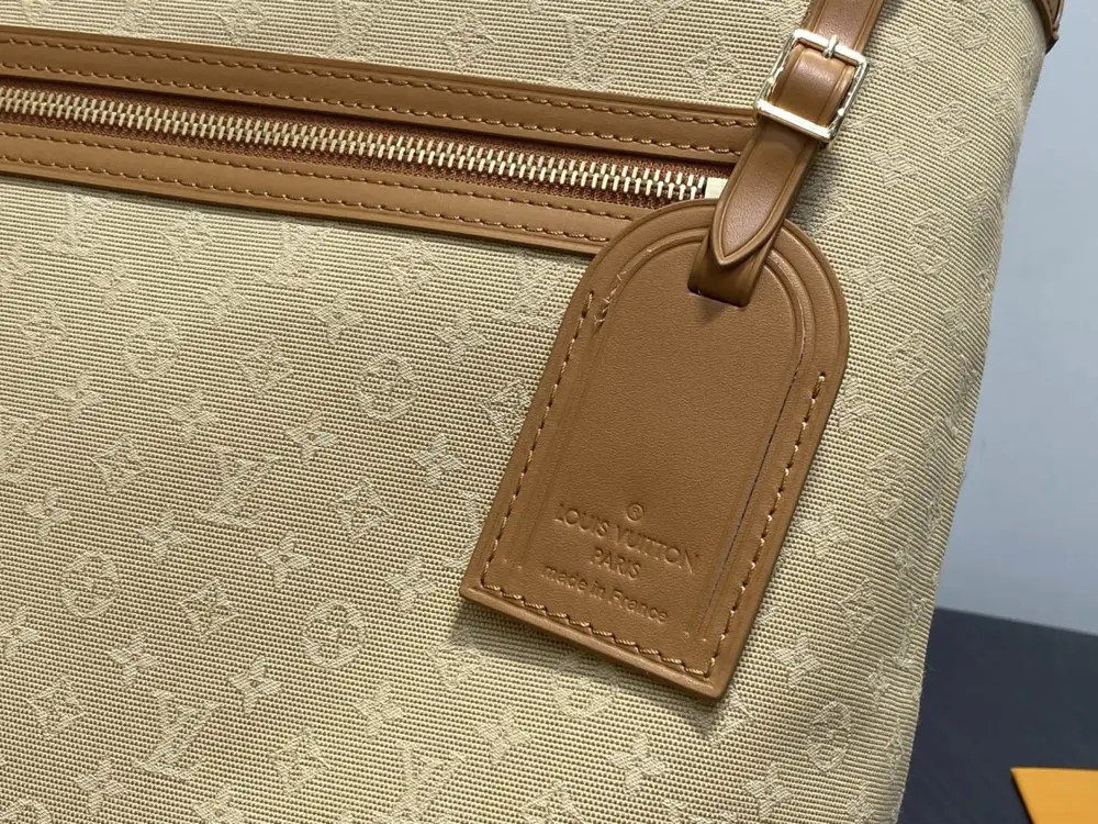 Louis Vuitton Сумка тоут Open Smile джинсовая 30 см — Фото 5
