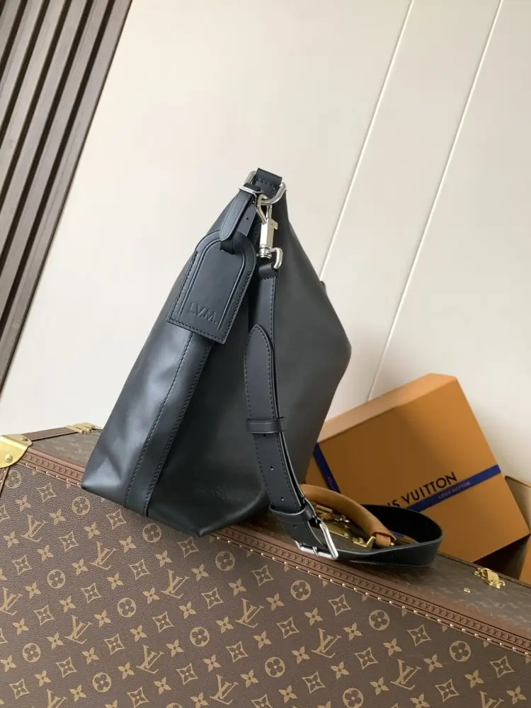 Louis Vuitton Сумка Vagabond Hobo 48 см — Фото 2