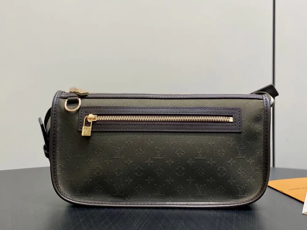 Louis Vuitton A bag Vivian 29 cm denim — Photo 2