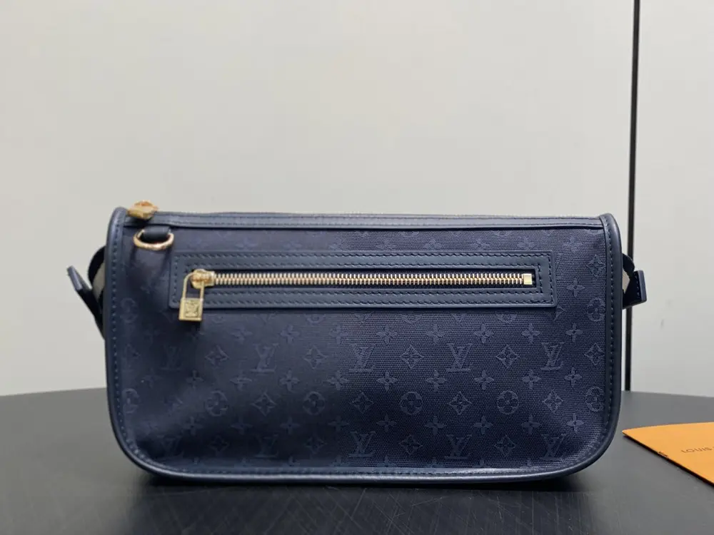 Louis Vuitton A bag Vivian 29 cm denim — Photo 2
