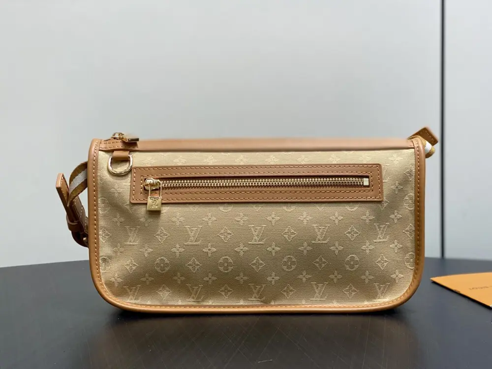 Louis Vuitton A bag Vivian 29 cm denim — Photo 2