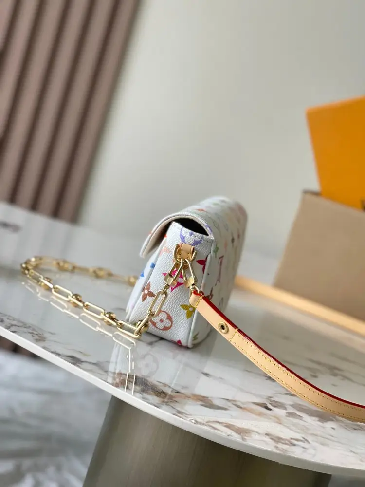 Louis Vuitton A bag Wallet On Chain Ivy 23 cm — Photo 2
