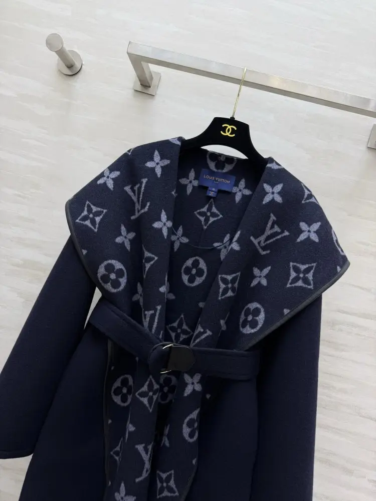 Louis Vuitton Короткое женское пальто — Фото 2