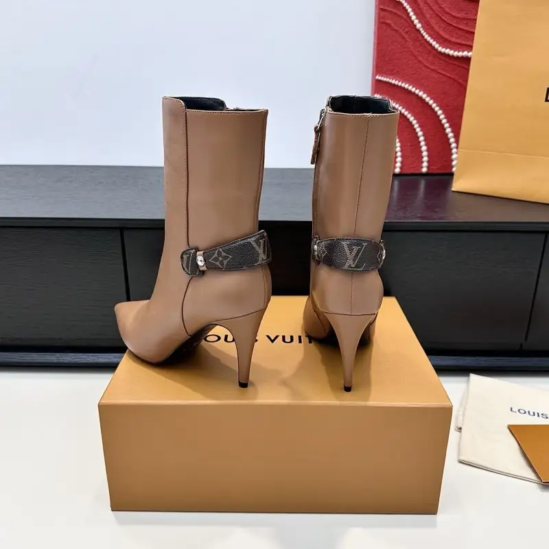 Louis Vuitton Ботильоны на высоком каблуке с острым носком — Фото 3
