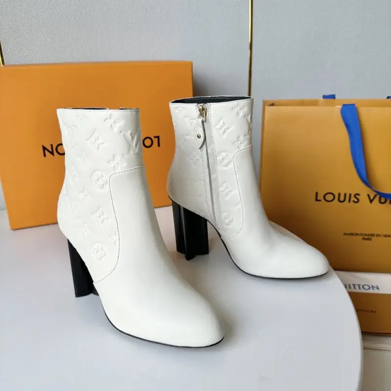 Louis Vuitton — Ботильйони на високому підборах