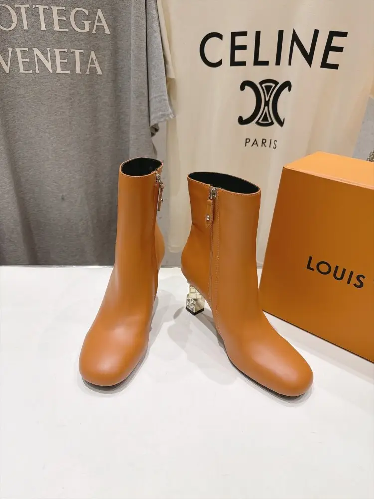 Louis Vuitton Ботильйони на високому підборах — Фото 2