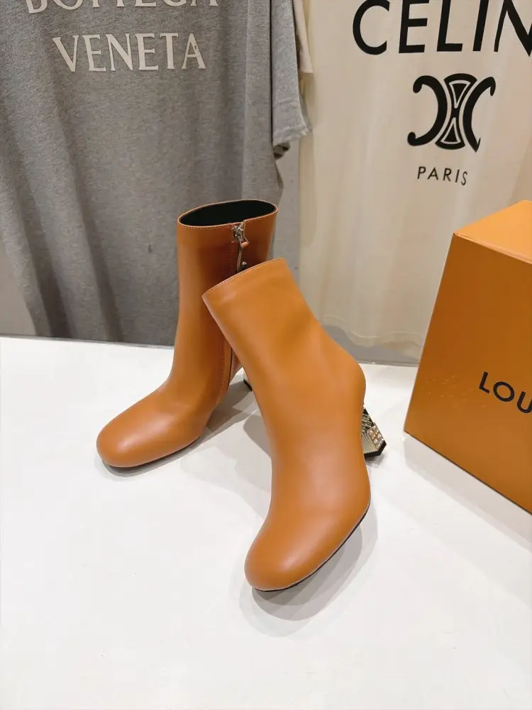 Louis Vuitton Ботильйони на високому підборах — Фото 3