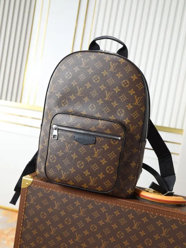 Louis Vuitton — Рюкзак чоловічий
