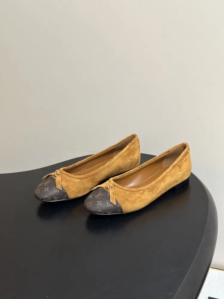 Louis Vuitton Ballet shoes Bailarina Darling LV x TM — Photo 3