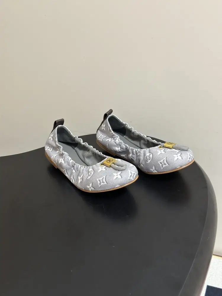 Louis Vuitton — Ballet shoes LV NOLITA