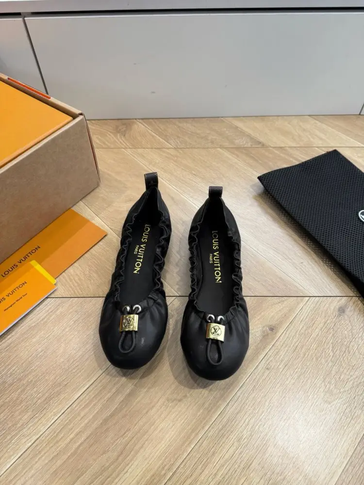 Louis Vuitton — Ballet shoes LV NOLITA