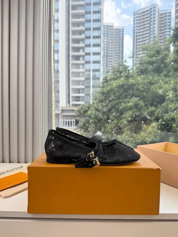 Louis Vuitton — Балетки