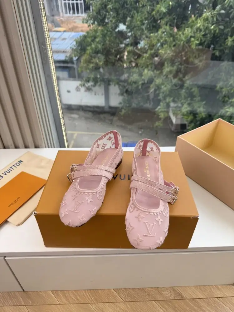 Louis Vuitton Ballet shoes — Photo 2