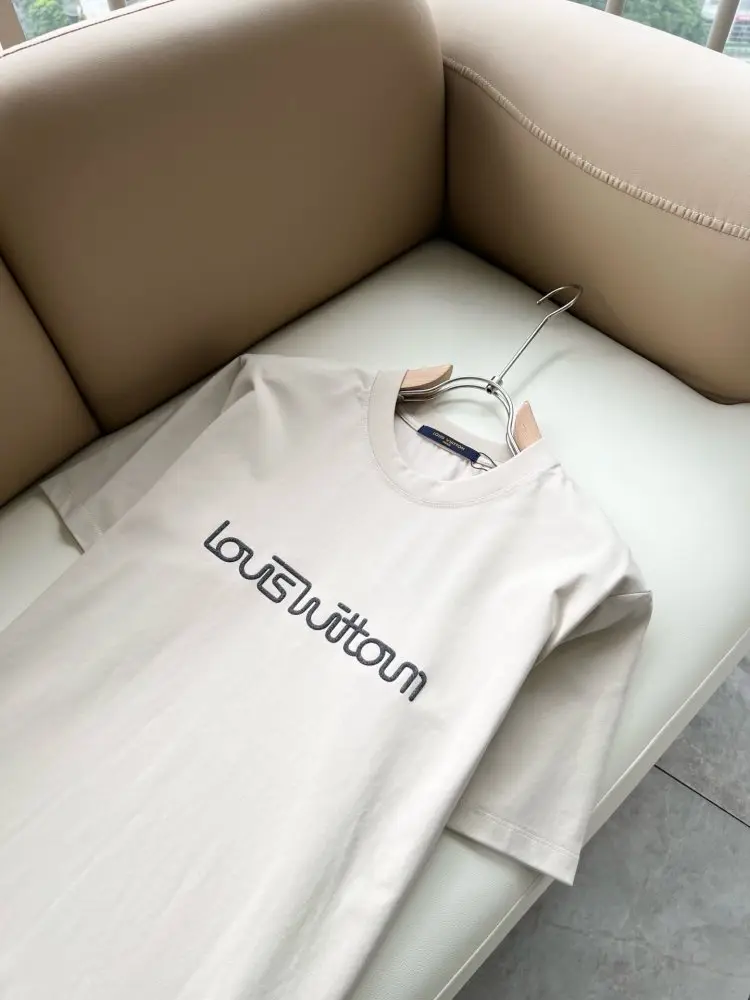 Louis Vuitton Blouse men's — Photo 4