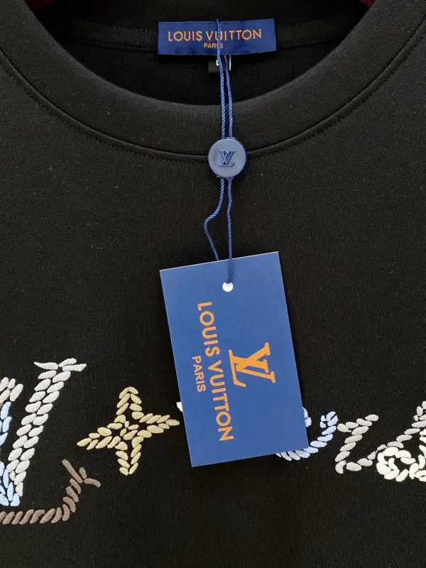 Louis Vuitton Кофта чоловіча — Фото 5