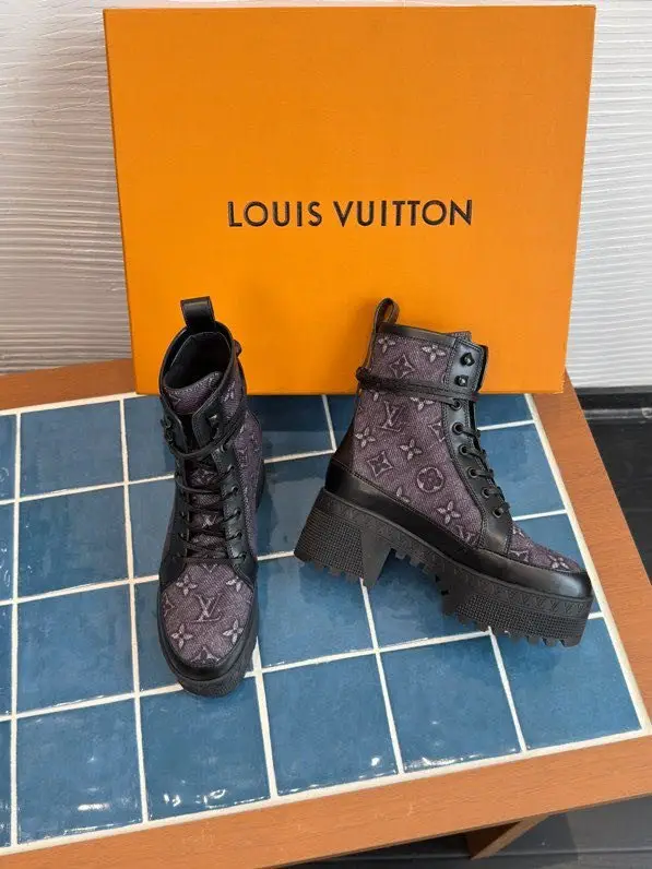 Louis Vuitton Ботинки Laureate женские — Фото 2