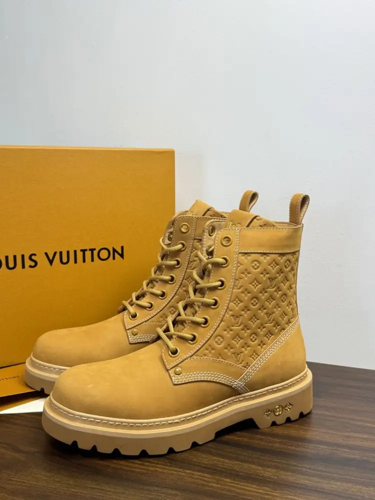 Louis Vuitton Boots men's — Photo 4