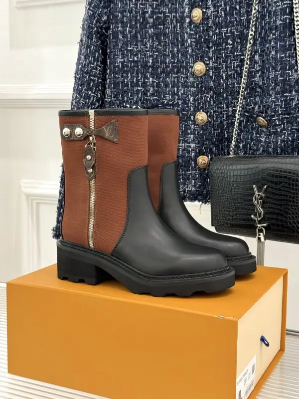Louis Vuitton — Черевики на товстої підошві з бічний блискавкою