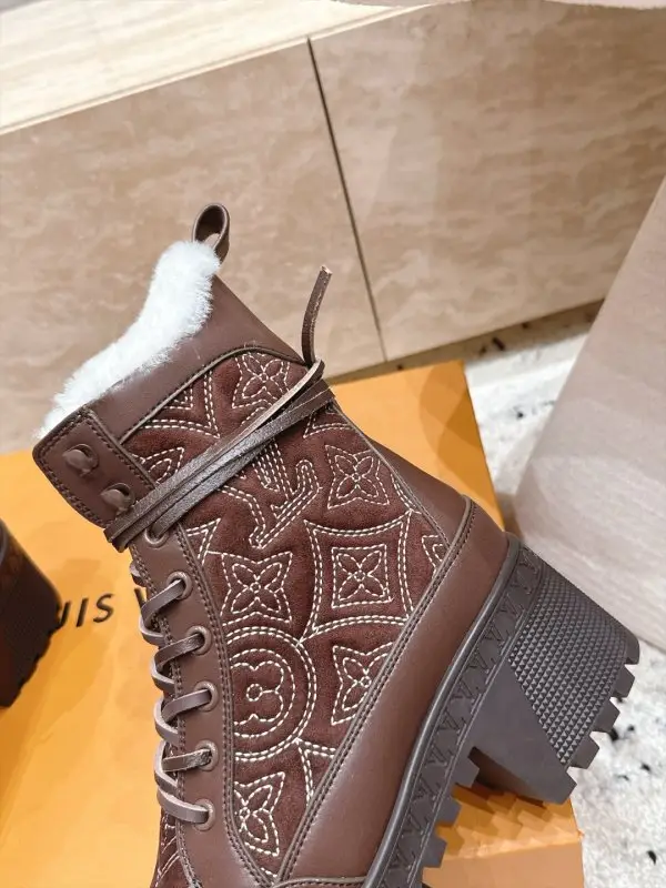 Louis Vuitton Черевики жіночі на хутрі — Фото 3