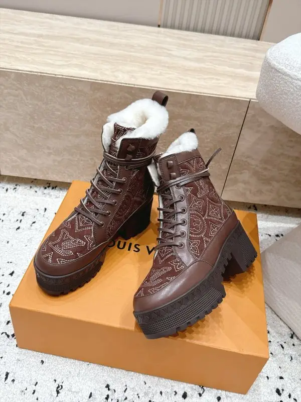 Louis Vuitton Черевики жіночі на хутрі — Фото 5