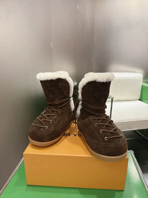 Louis Vuitton Ботинки женские — Фото 2