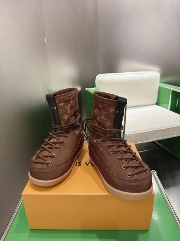 Louis Vuitton Черевики жіночі — Фото 2