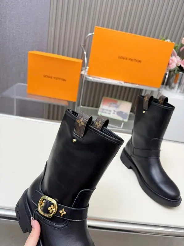 Louis Vuitton Ботинки женские — Фото 3
