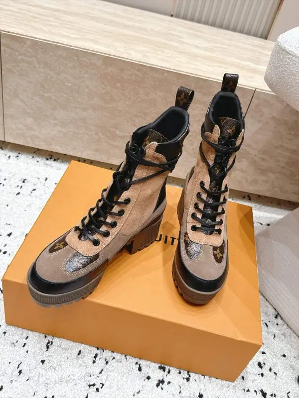 Louis Vuitton Черевики жіночі — Фото 3