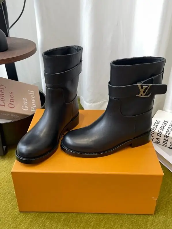 Louis Vuitton Boots women's — Photo 3