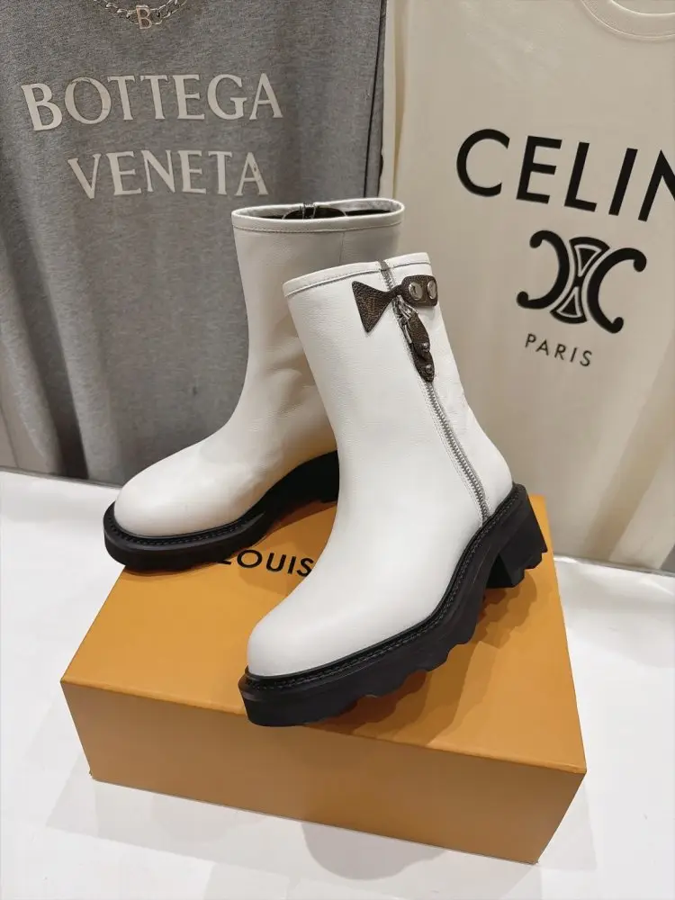Louis Vuitton Boots women's — Photo 3