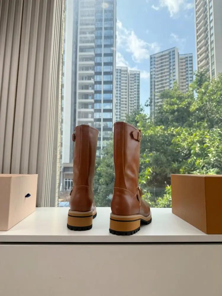 Louis Vuitton Boots women's — Photo 3